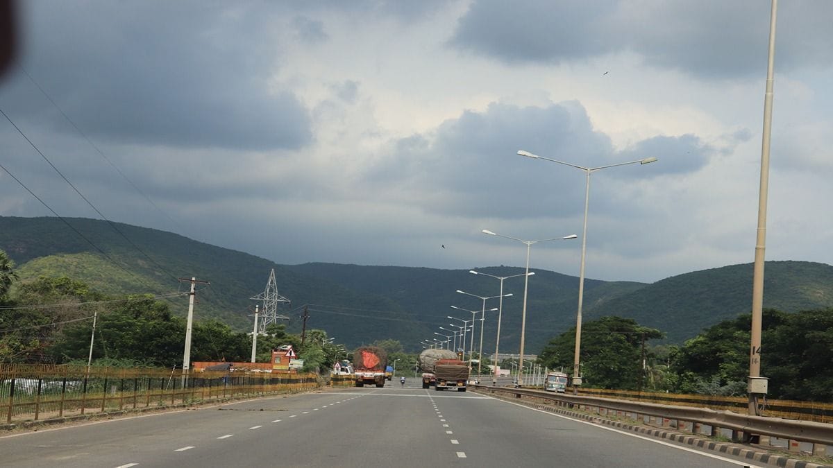 Multimodal connectivity